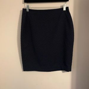 Banana Republic Factory textured navy blue skirt